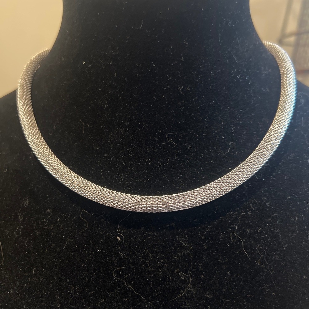 Vtg Sarah Coventry Silver Tone Mesh Collar Necklace Adjustable Hook Clasp 17.5in